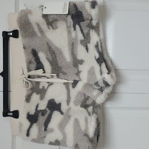 PJ Salvage Fleece Shorts/Camo